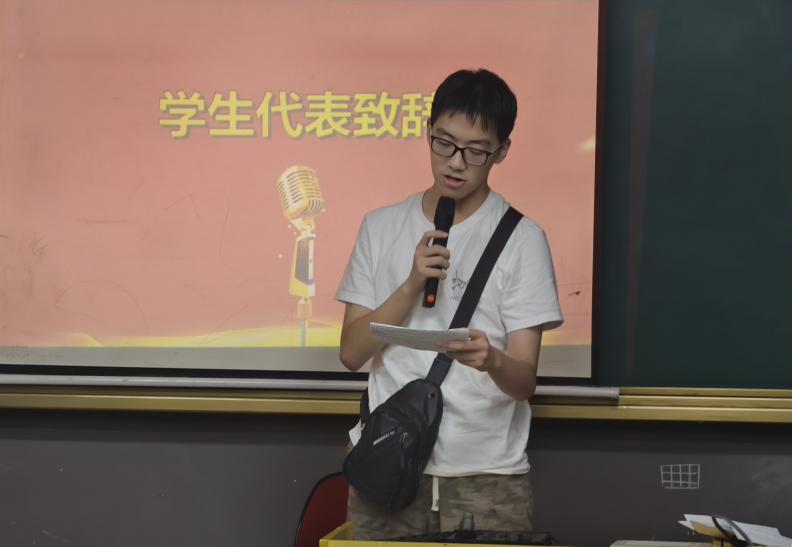 昌大科辅优秀毕业生说 | 2025届谢正扬：“高考这场战斗，